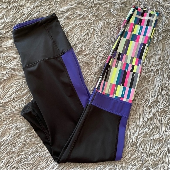 VICTORIA'S SECRET Knockout color block tights Leggings - Picture 9 of 12